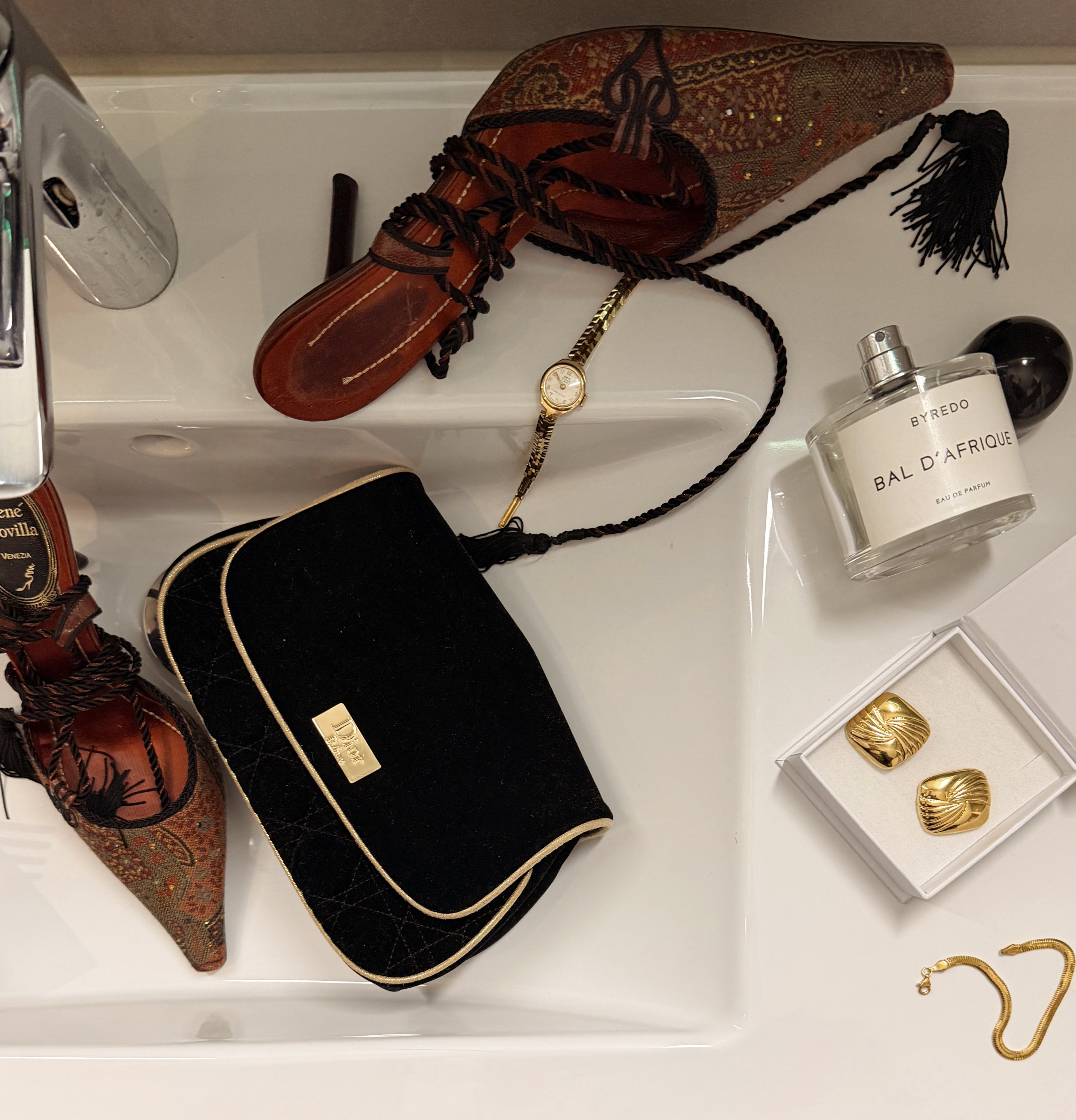 RENE CAOVILLA RED HEELS, 37